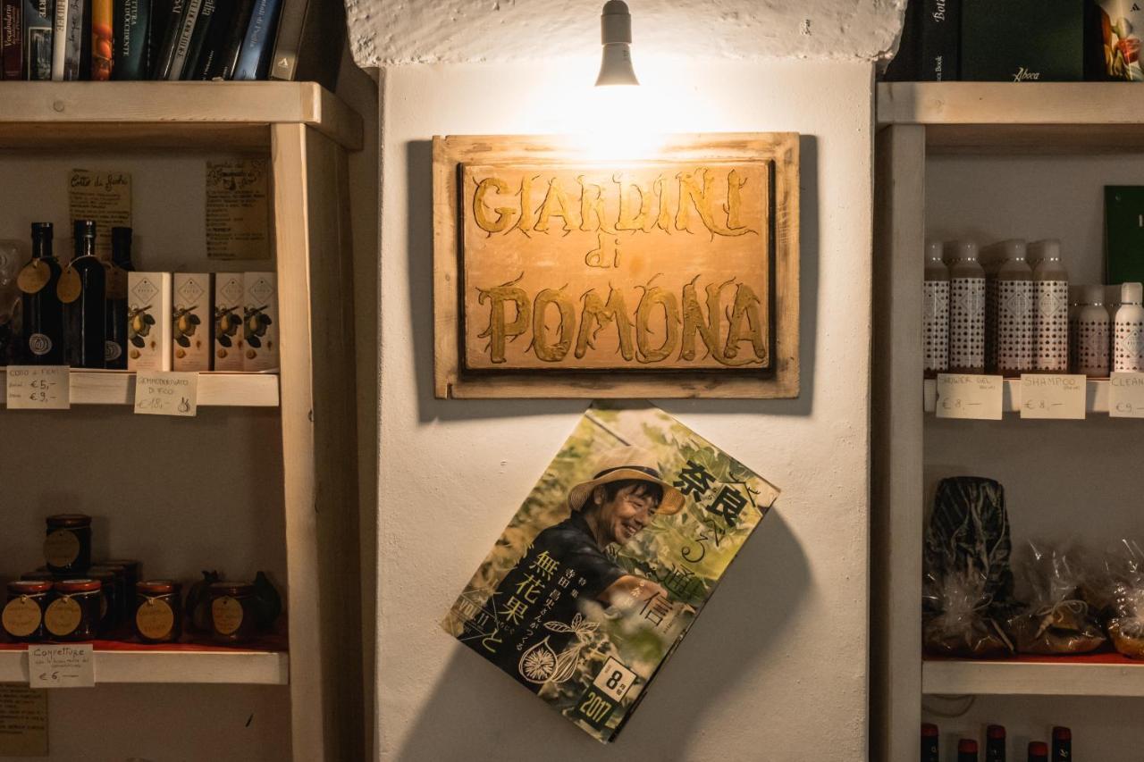 Ostello Dei Giardini Di Pomona Чистернино Екстериор снимка